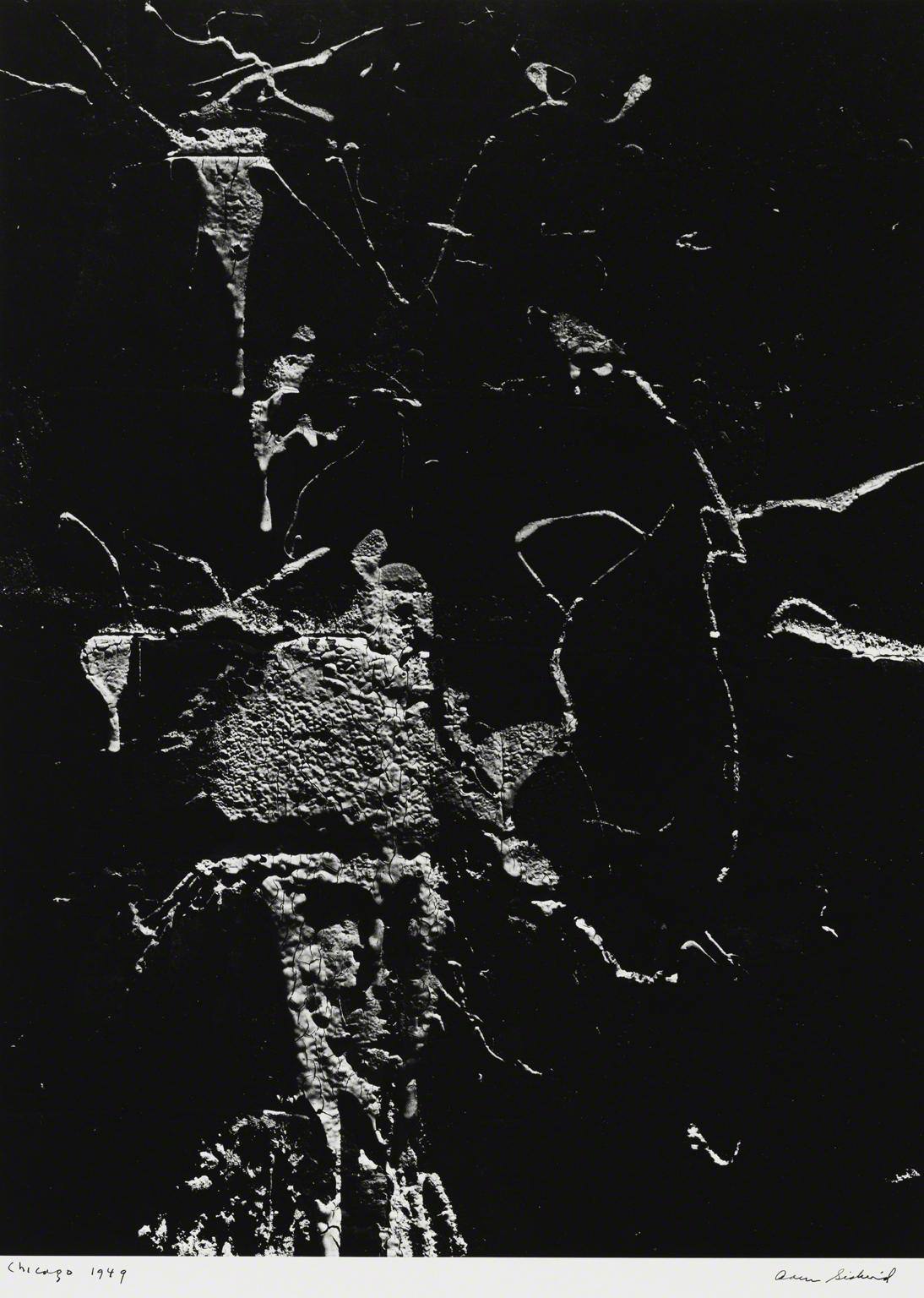 Aaron Siskind, Chicago 9, 1948, printed later.