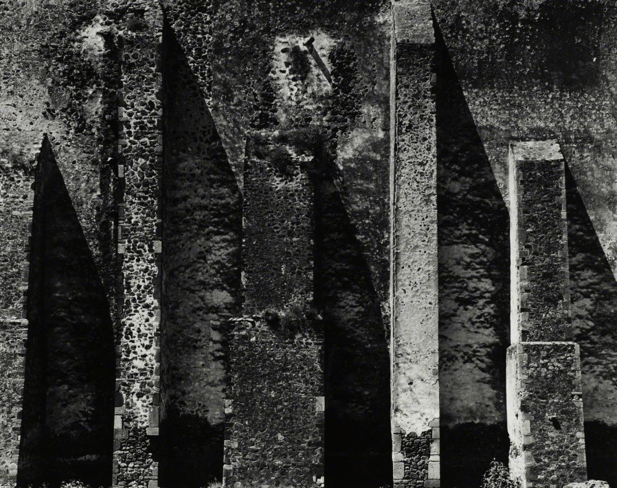 Aaron Siskind, Acolman 2, 1955. 