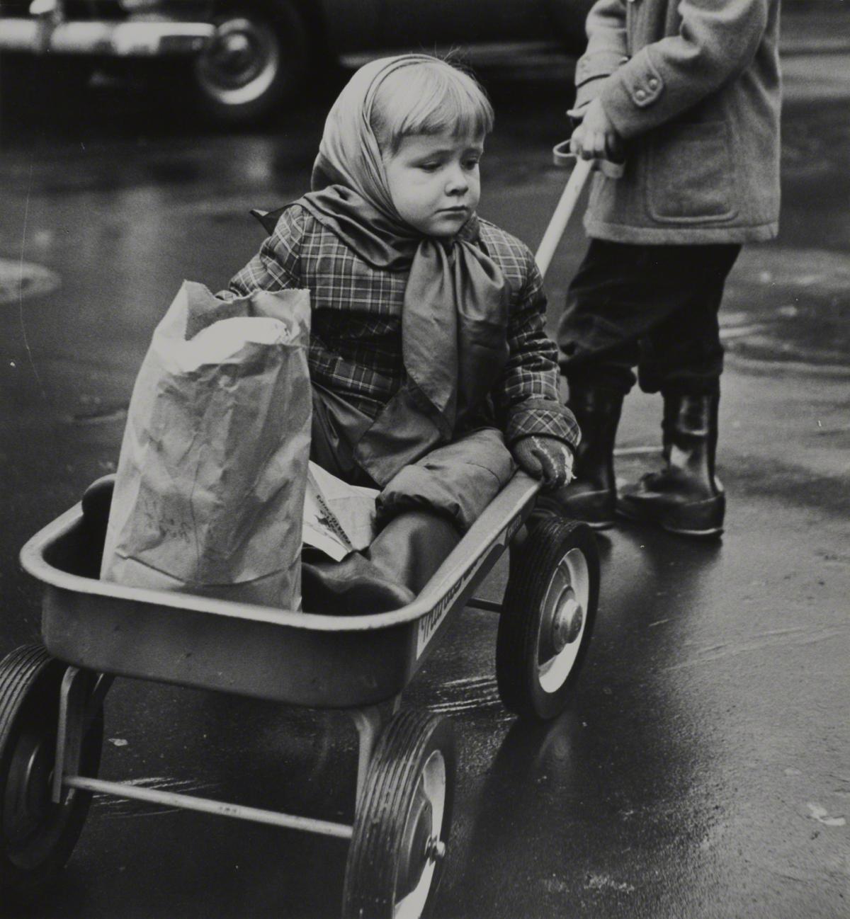 Esther Bubley, Philip Forbes and Doreen Haviland, 1956.