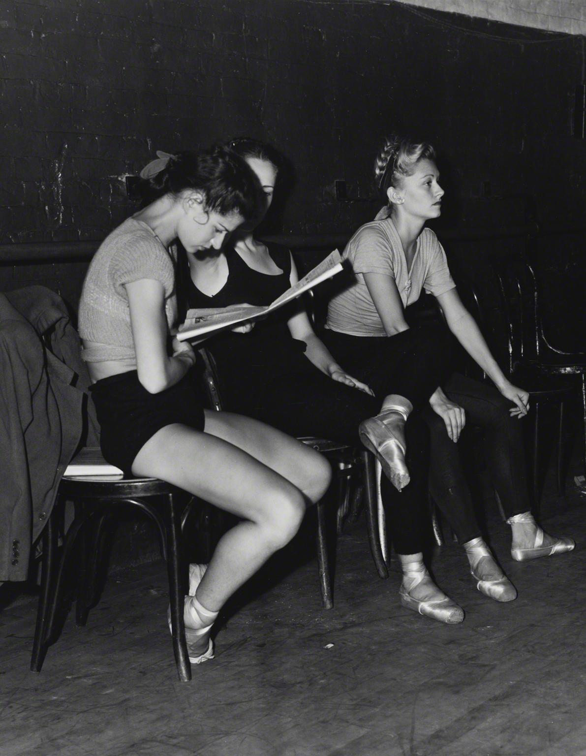 Walker Evans, XIX #4, 1945.