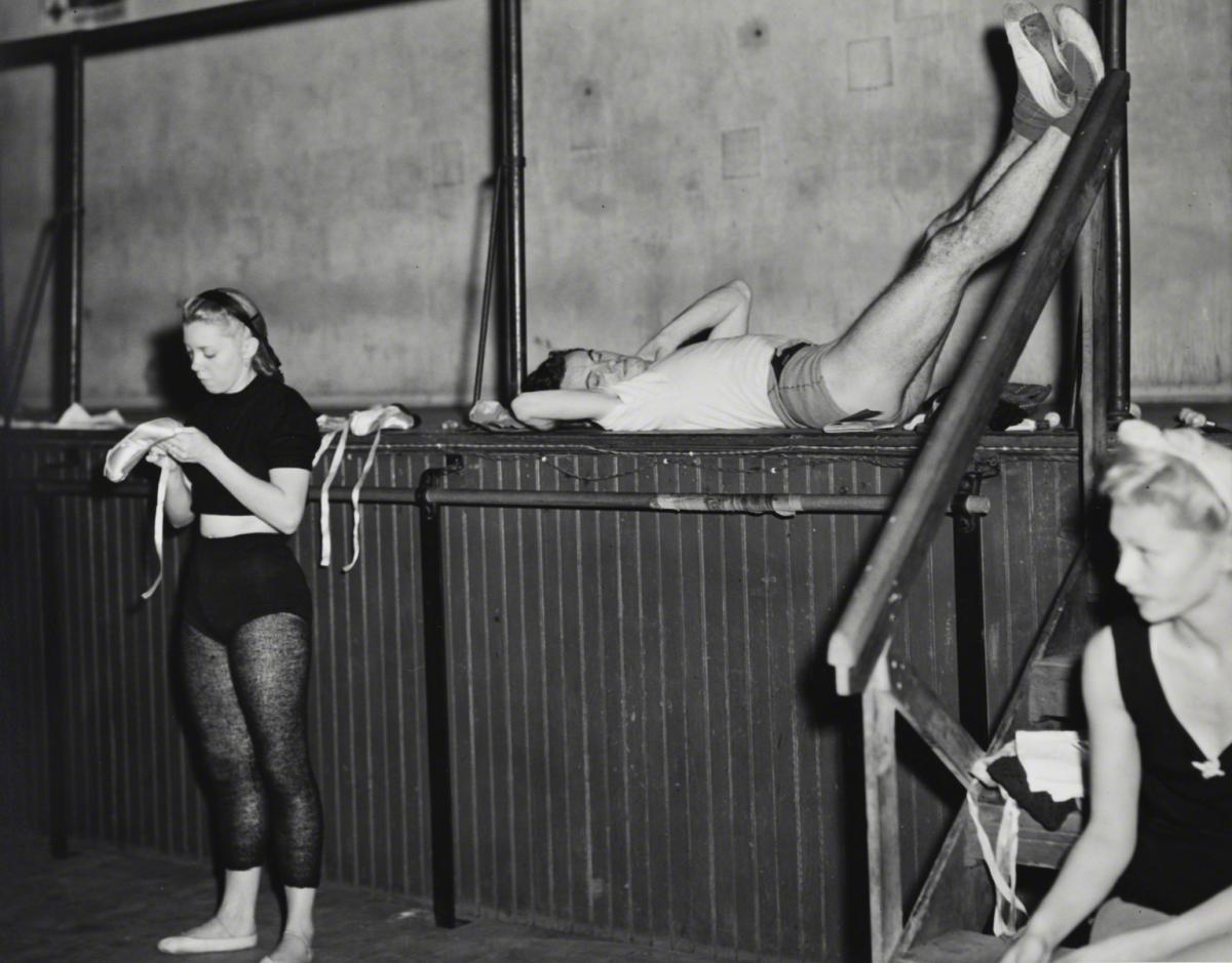 Walker Evans, XIX #23, 1945.