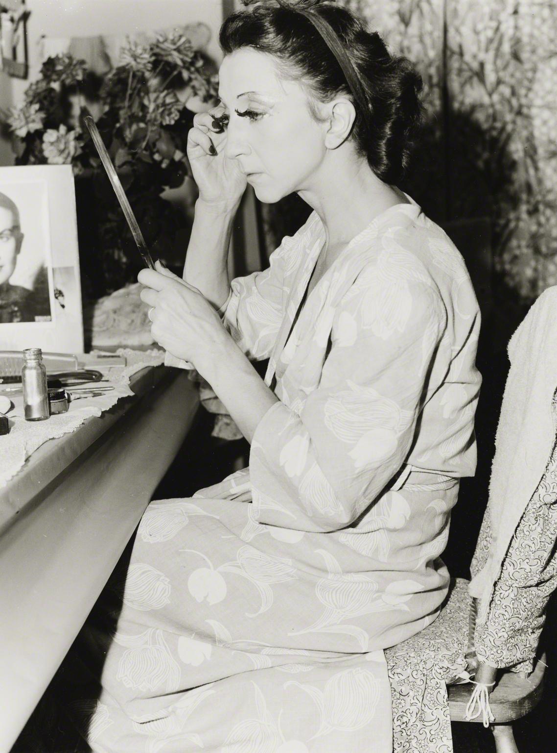 Walker Evans, XIX #30, 1945.