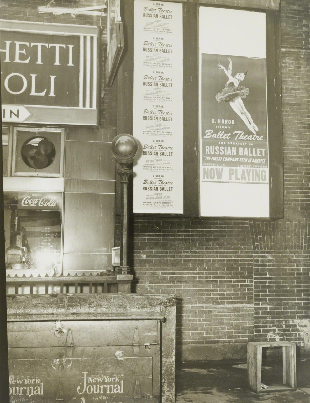 Walker Evans, XIX #33, 1945.