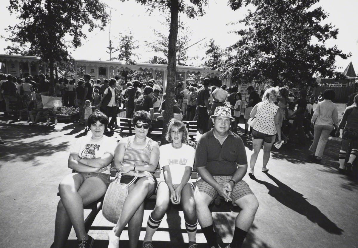 Bill Owens, The World of Fun (mini Disneyland), Kansas City, MO, 1976.