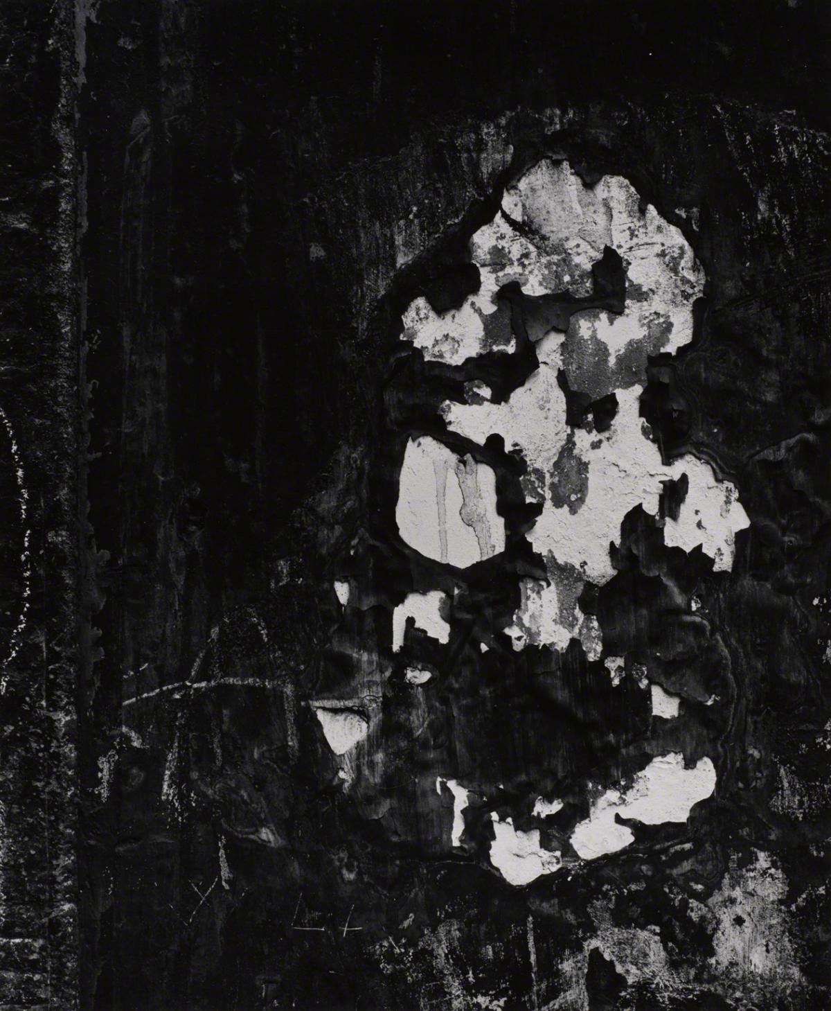 Aaron Siskind, Rome 17, 1963.