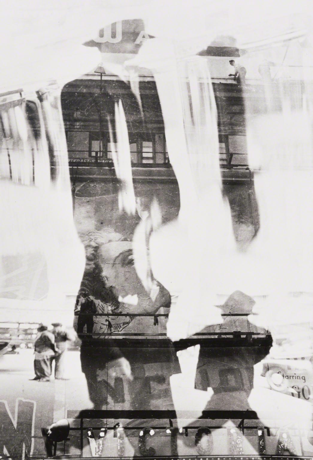 Anne Wilkes Tucker　Louis Faurer　ルイス・フォア Louis Faurer (American, 1916-2001), New York City, Twins