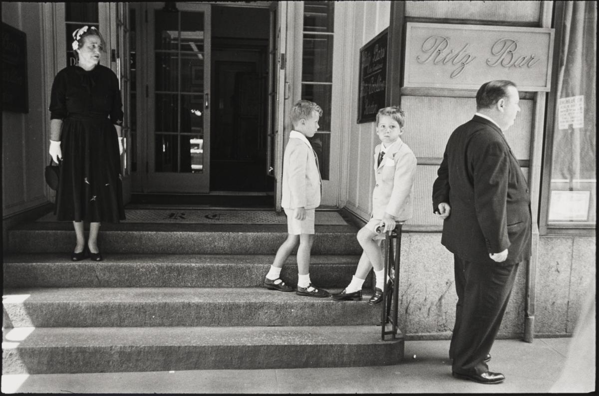 Louis Faurer, Ritz Bar, New York, N.Y., 1947-8, 1947-8.