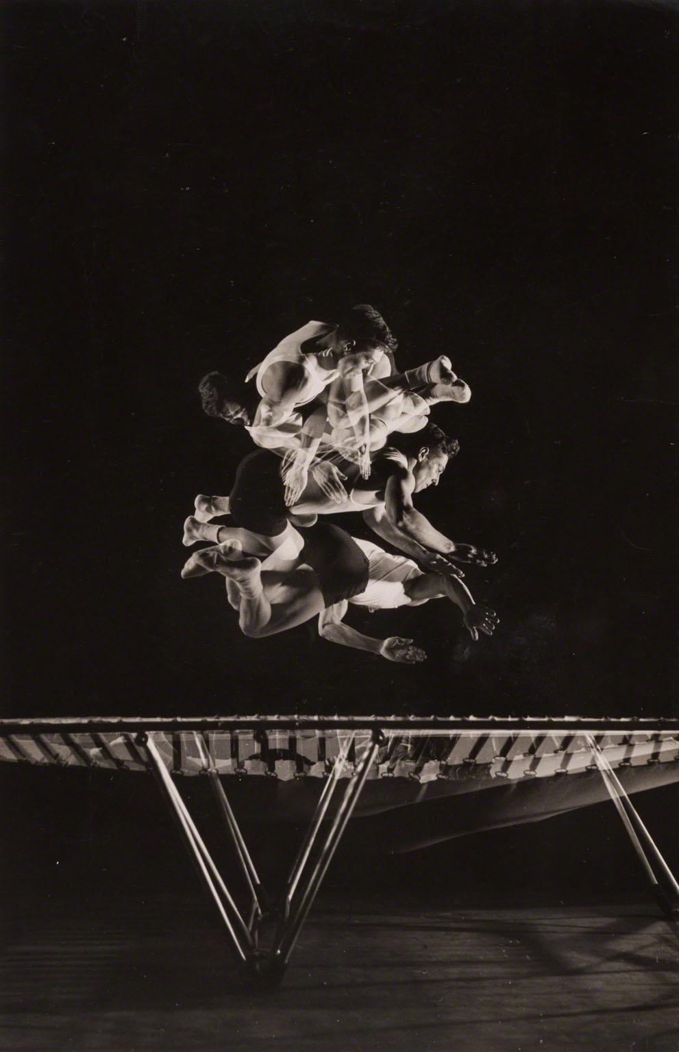 Gjon Mili, Trampoline Tumbling, 1945.