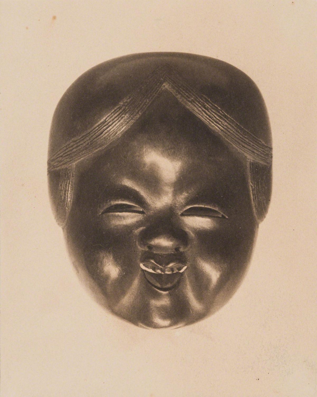 Frederick H. Evans, A Japanese Netsuke (front view), not dated.