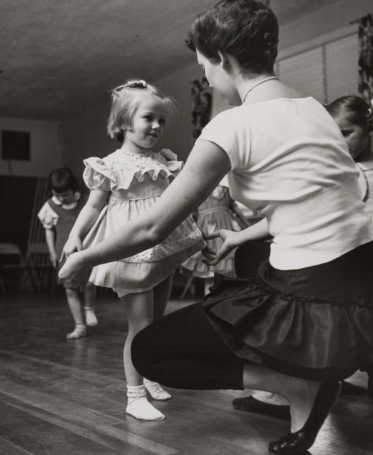 Esther Bubley, Dancing Class, 1953.