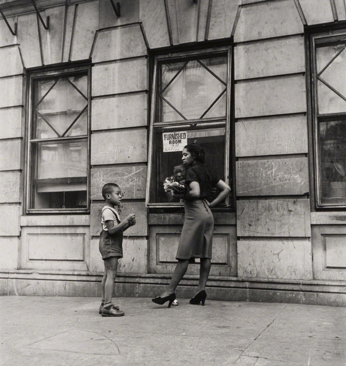 Aaron Siskind, Harlem Document, Not dated, printed later.