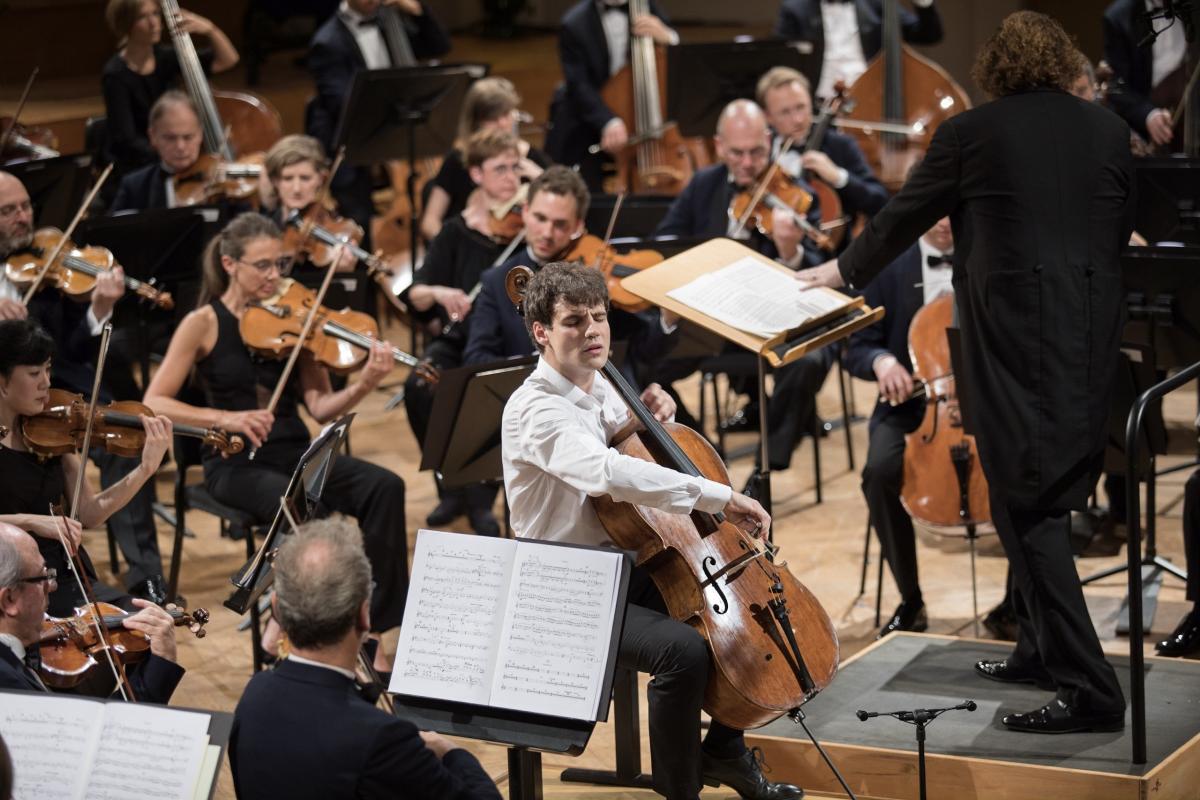 0S1A3747 - Copie.jpg image for 2017-11-05-sunday-concerts-julien-laferriere