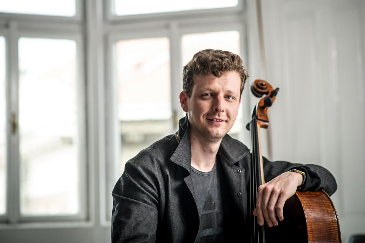 Várdai István nagyfelbontású fotó 6.jpg image for 2018-04-08-sunday-concerts-vardai
