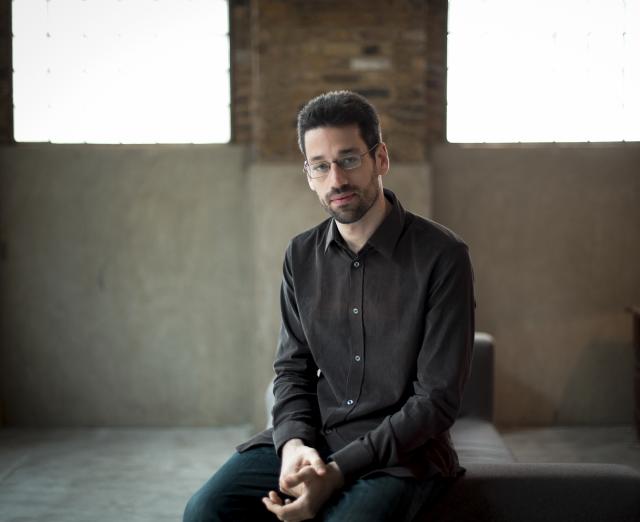 Photo of pianist Jonathan Biss