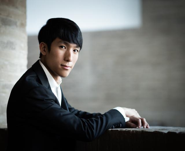 Eric Lu