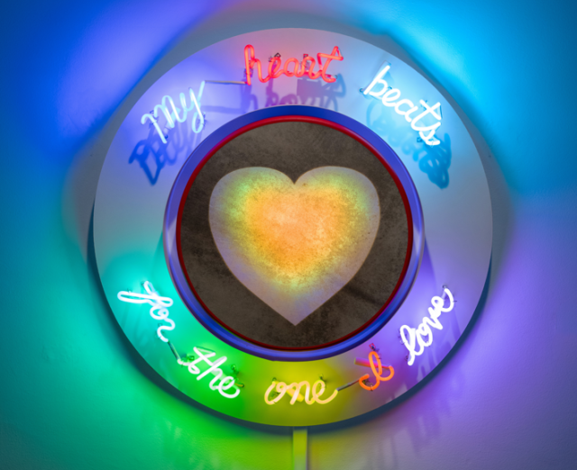 Jeffrey Gibson's My heart beats for the one I love neon artwork