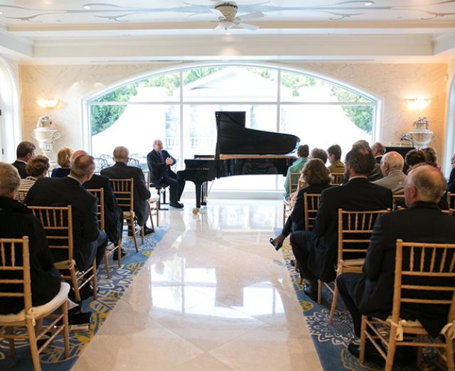 Emanuel Ax photo_Daniel Schwartz