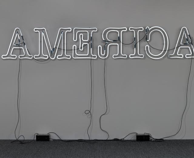 glenn-ligon_ruckenfigur