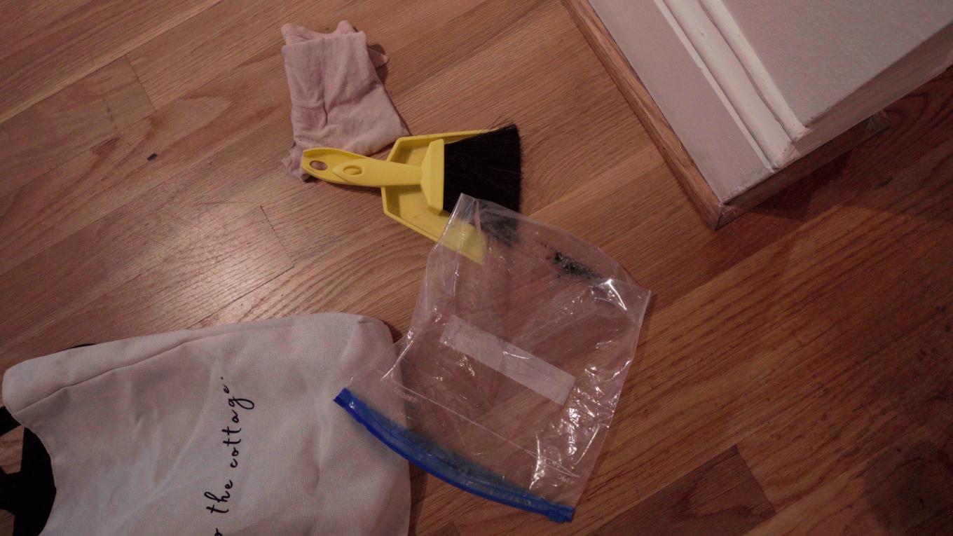Ringo Lisko, Artist tools for dust collecting.