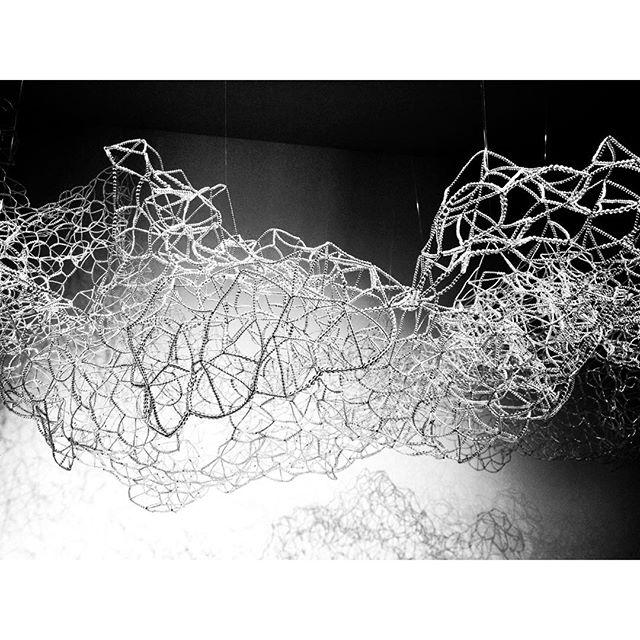 Allusion of Gravity_1_uglyguckling_