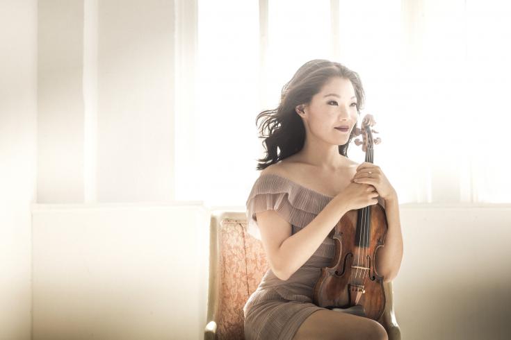 Photo of violinist Rachel Lee Priday