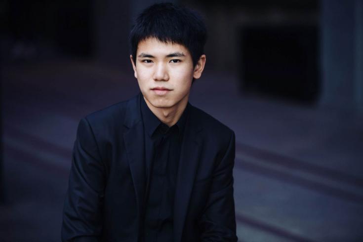 Pianist Zhu Wang