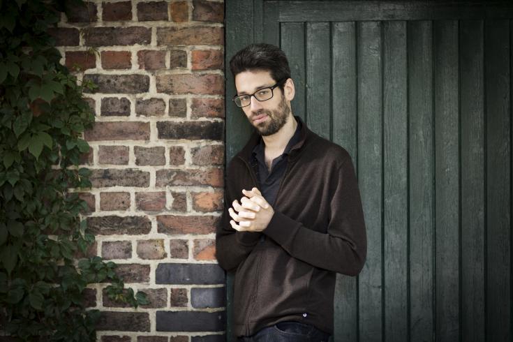 photo of pianist Jonathan Biss